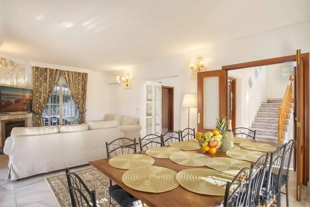 Villa Marina Benalmadena - 5 Min Walk To The Beach, Heated Pool, Spa, 5 Bedrooms
