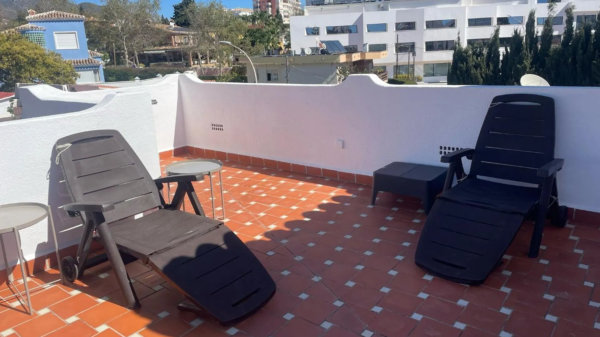 Villa Marina Benalmadena - 5 Min Walk To The Beach, Heated Pool, Spa, 5 Bedrooms