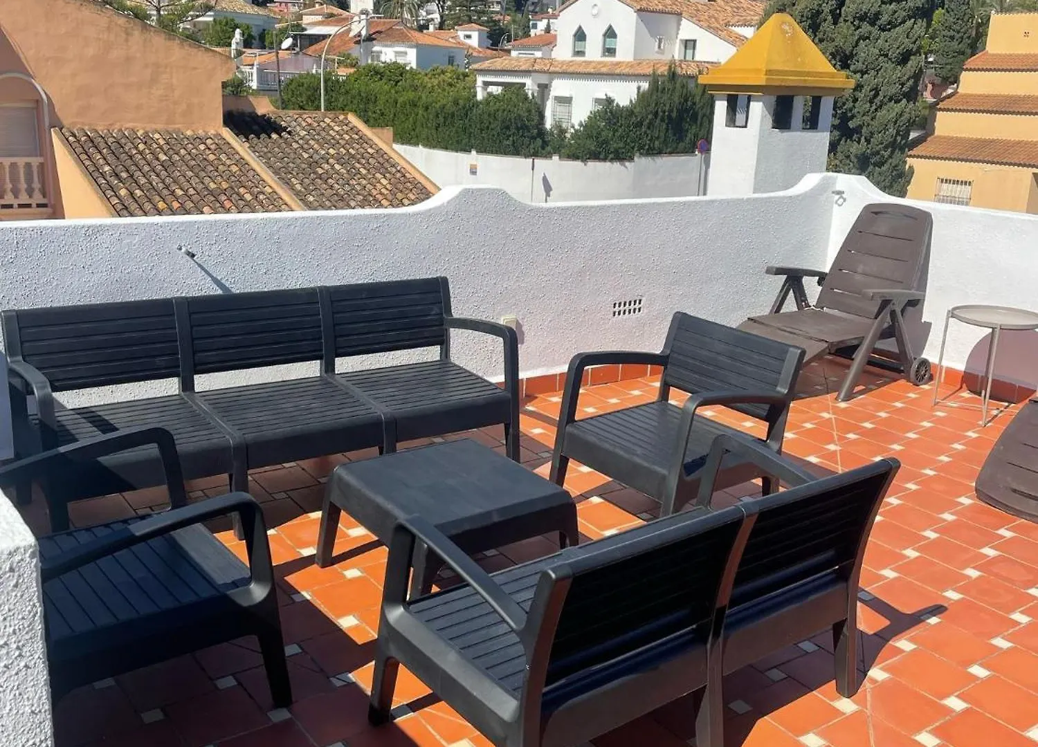 Villa Marina Benalmadena - 5 Min Walk To The Beach, Heated Pool, Spa, 5 Bedrooms 0*,  Spagna
